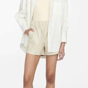 NWT Anine Bing Vegan Leather Sofia Short in Beige